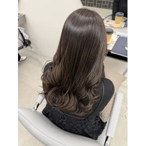 ホリスティック × オリーブグレージュ - ink by artefice 【インク バイ アルテフィーチェ】【インク バイ アルテフィーチェ】掲載中