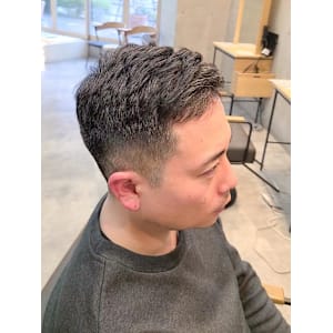 リヒートパーマメンズパーマ大人ヘア目黒 - HEAT TOKYO 目黒店【ヒート トウキョウ メグロテン】掲載中