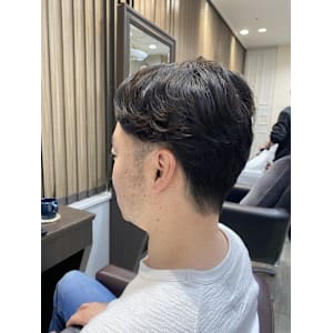 ナチュラルな大人刈り上げショート