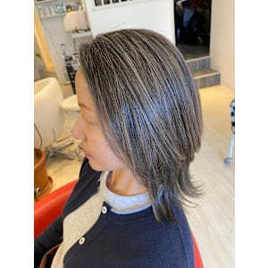 白髪ぼかしハイライト/白髪染めを使わないカラー - hair resort lachiq R+【ヘアーリゾート ラシック アールプラス】【ヘアーリゾート ラシック アールプラス】掲載中