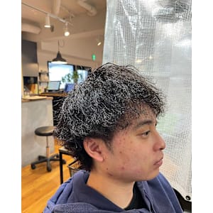 大人気のツイストスパイラルパーマ - メンズサロン エクシア～brat～【メンズサロン エクシアブラト】掲載中