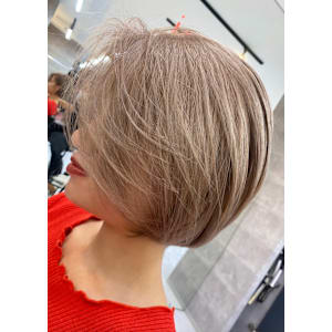 ミルクティーベージュ[聖蹟桜ヶ丘駅/イメチェン/チェリー - chou chou【シュシュ】掲載中