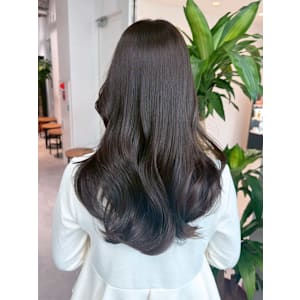 ロング韓国ヘアダークアッシュ_ba576261 - IT by ALBUM 下北沢店【アイティーバイアルバム シモキタザワテン】掲載中