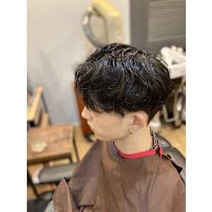 波巻きマッシュ　波打ちパーマ