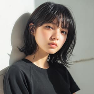 外はねミディアムボブ