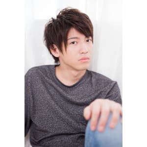 フェミニン調のメンズミディアム×アッシュブラック×30代/4