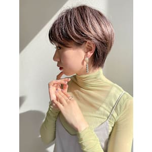 丸みショートボブ ワイドバング ピンクベージュ 透明感 - CAPA south 春日・大野城店【キャパサウス】掲載中