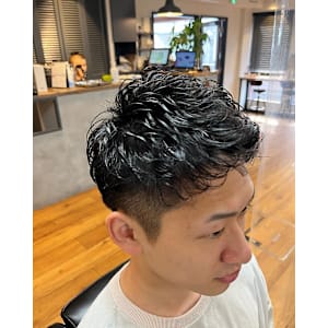 夏に向けてサッパリと短めのツーブロックスタイル - メンズサロン エクシア【メンズサロン エクシア】掲載中