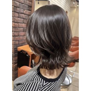 軽やか！くびれレイヤーミディ【041スタイル】 - hair make flencia【ヘアメイクフレンシア】掲載中