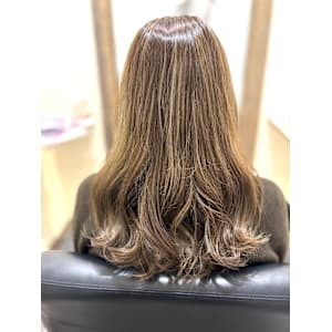 白髪ぼかし - Hair salon Sophia【ヘアーサロンソピアー】掲載中