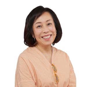 50代・60代をエレガントに◎ミディアムレイヤースタイル - えがお美容室【エガオビヨウシツ】掲載中