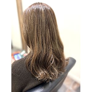 白髪ぼかし - Hair salon Sophia【ヘアーサロンソピアー】掲載中