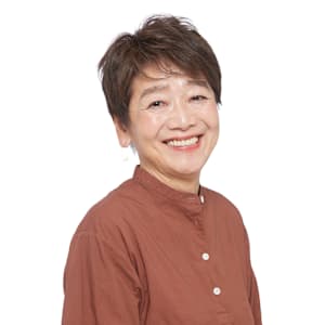 大人女性の魅力を引き出す・艶やかモダンショート - えがお美容室【エガオビヨウシツ】掲載中