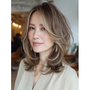 ミディアムレイヤー/白髪ぼかし/白髪染め/ハイライト - tricca 代官山本店 【トリッカ ダイカンヤマ】【トリッカ ダイカンヤマホンテン】掲載中