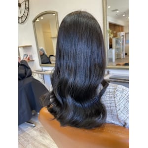 ブラックヘア/艶髪/ロングヘア - latte atelier【ラテ アトリエ】掲載中