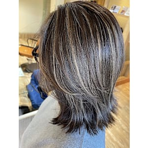 グレージュ/コントラストハイライト/下赤塚