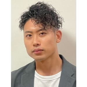 爽やか束感ツイストスパイラルパーマ 刈り上げメンズショート - MENS SALON RUGGED 大野城店【メンズサロンラギッドオオノジョウテン】掲載中