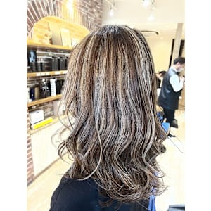 コントラストハイライト/白髪ぼかし/下赤塚