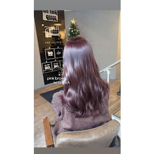 ピンクブラウン - ao. 渋谷/表参道 ダブルカラー・ハイトーン・髪質改善【アオ】【アオ シブヤ オモテサンドウ ダブルカラー ハイトーン カミシツカイゼン】掲載中