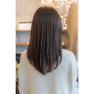 シースルーバング大人ガーリーミディアムレイヤーカット黒髪美髪 - Cleome by sourire【クレオメバイスーリール】掲載中