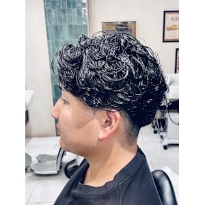 【20代 男性】ロンドンフェザーパーマ（大宮/バーバー） - Graceful Barber London【グレイスフルバーバーロンドン】掲載中