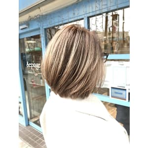 大人ボブ/パールベージュ/オリーブカラー/下赤塚