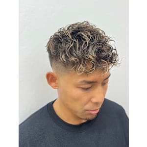 スペインカール - ヒロ銀座バーバーショップ難波店【ヒロギンザバーバーショップナンバテン】掲載中