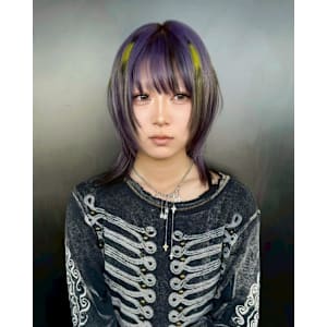 ブロンド　デザインカラー　ケアブリーチカラー　レイヤーカット - Null 原宿店 デザインカラー/ダブルカラー【ヌルハラジュクテン デザインカラー ダブルカラー】掲載中