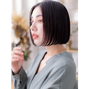 黒髪艶カラーシンメトリー切りっぱなしボブ　ダークグレー - COVER HAIR bliss【カバーヘア ブリス】北浦和/北浦和西口店【カバー ヘア ブリス キタウラワ キタウラワニシグチテン】掲載中
