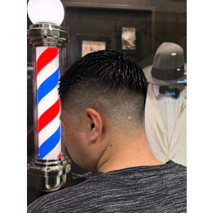 フェードフェザーアップ - ヒロ銀座バーバーショップ大阪本店【ヒロギンザ バーバーショップオオサカホンテン】掲載中