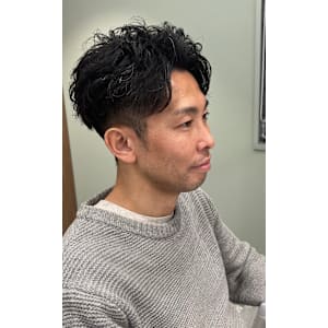 直毛さんも大丈夫なフェザーカールスタイル