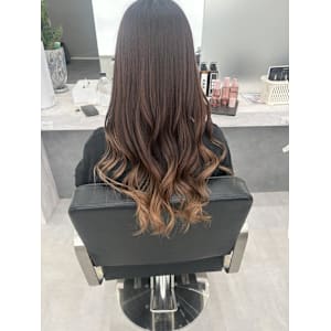 グラデーションカラー - K&K  ブリーチ/ダブルカラー/プルエクステ/縮毛矯正/髪質改善【ケイアンドケイ  ブリーチ ダブルカラー プルエクステ シュクモウキョウセイ カミシツカイゼン】掲載中