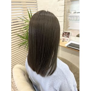 イルミナカラー/カーキグレージュ - latte hair lemie【ラテ ヘア レミエ】掲載中