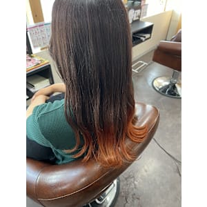 裾カラーコックリオレンジ