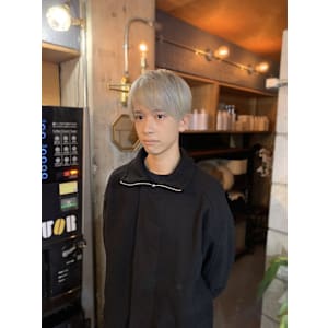 メンズカット×ホワイトブリーチカラー