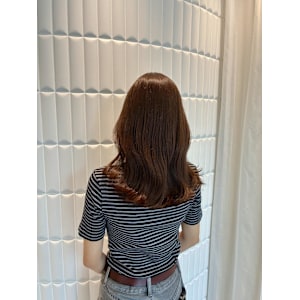 艶ブラウンミディアム - 半個室型美容室 Sourire 馬出店【ハンコシツガタビヨウシツスーリールマイダシ】掲載中