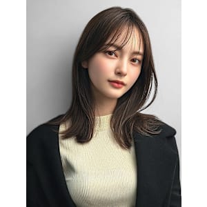 ミディアム くびれヘア シースルーバング 艶髪カラー 20代 - Beautissimo 所沢【ビューティシモ トコロザワ】掲載中