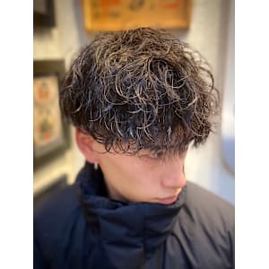 ツイスパマッシュ - ヒロ銀座バーバーショップ難波店【ヒロギンザバーバーショップナンバテン】掲載中
