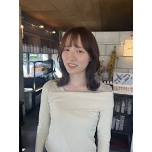 レイヤー×ベージュカラー