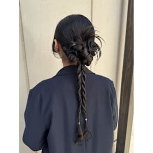 タイトカチモリ×編みおろしヘア - VISAGE plus【ヴィサージュ プラス】【ヴィサージュ プラス】掲載中