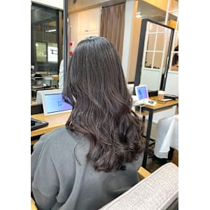 ピンクをほのかに感じるブルージュ・すかないレイヤーカット - HAIR&MAKE STUDIO MIMURO【ヘアメイク スタジオ ミムロ】掲載中