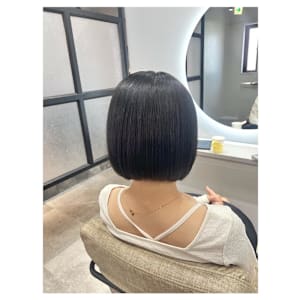 並行ボブ - aroot 町田店 酸性縮毛矯正/髪質改善カラー【アルート マチダテン サンセイシュクモウキョウセイ カミシツカイゼンカラー】掲載中