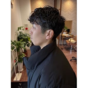 メンズ　ニュアンスパーマ - 半個室 rire hair 香椎店【ハンコシツリールヘアーカシイテン】掲載中