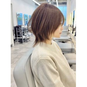 No Stylingミルクティーショートウルフ　ネオウルフ　