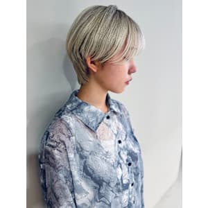 ホワイトブロンド×ショートスタイル - PERSONA 幟町店【ペルソナノボリマチテン】掲載中