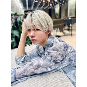 ホワイトブロンド×ショートスタイル - PERSONA 幟町店【ペルソナノボリマチテン】掲載中