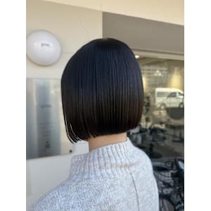 ぷつっとボブ - gem by artefice【ジェム バイ アルテフィーチェ】【ジェム バイ アルテフィーチェ】掲載中