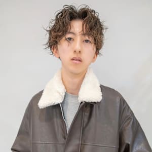 スパイラル メンズ パーマ レイヤー - i l l【イル】掲載中