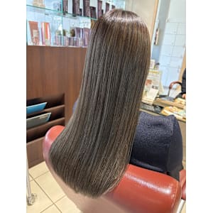 艶々ハイライトグレージュカラー - EMU international 白岡 CUTE店【エムインターナショナル】掲載中