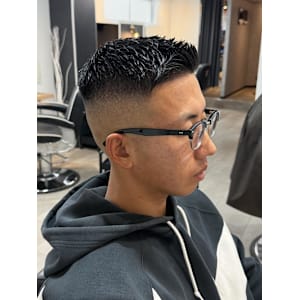 フェード/メンズ/大宮/ツイストスパイラル - Vii men【ビーメン】掲載中